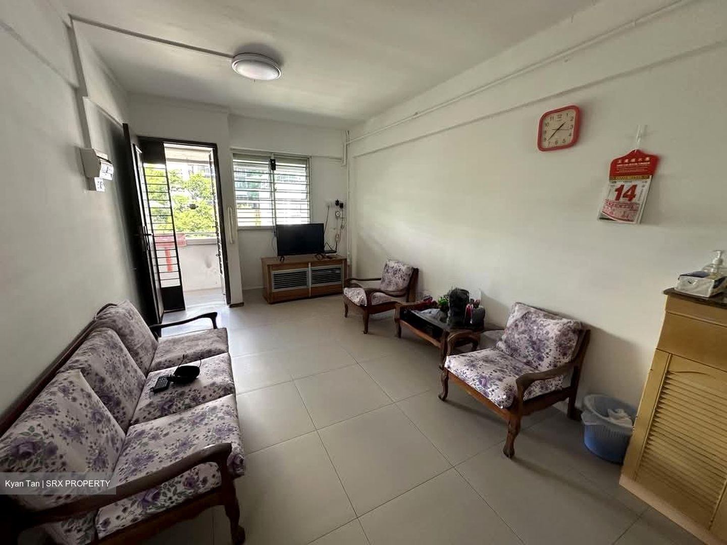 Blk 214 Bedok Town Centre (Bedok), HDB 3 Rooms #569319471